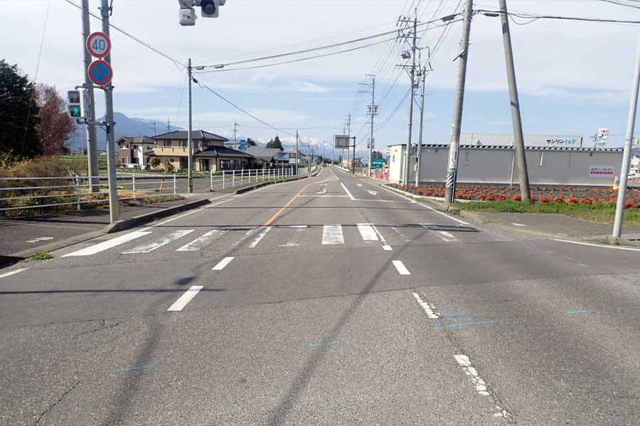 県道316号線　梓橋田沢停車場線　道路維持工事施工前